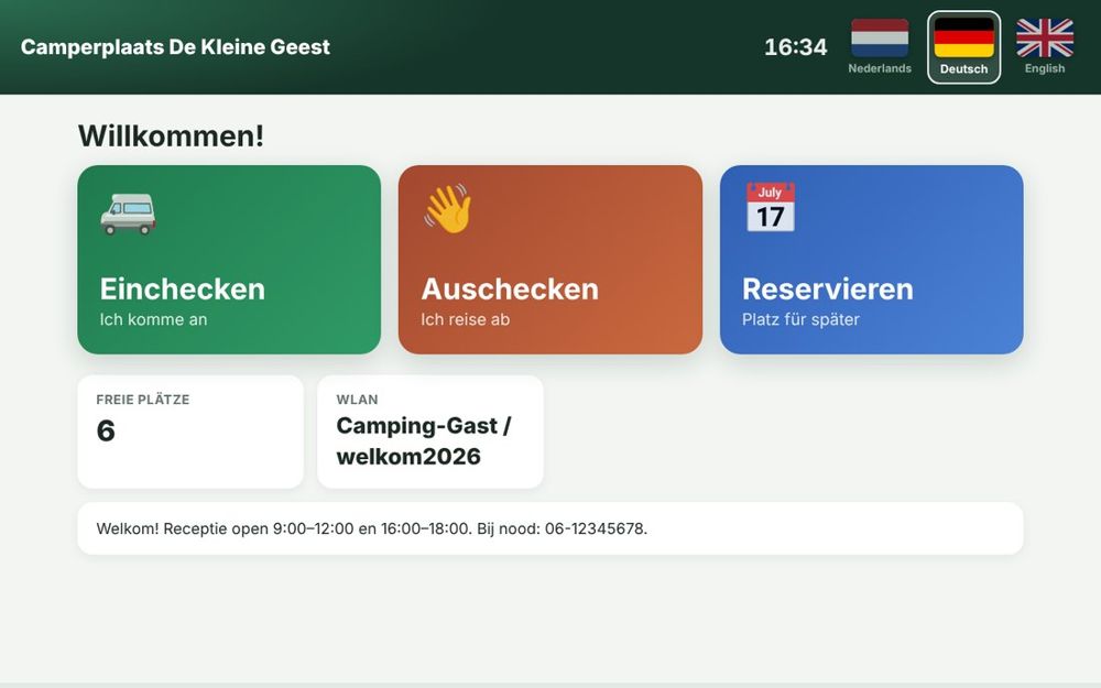 Tablet am Eingang: Einchecken, Auschecken und Reservieren, auch außerhalb der Öffnungszeiten.